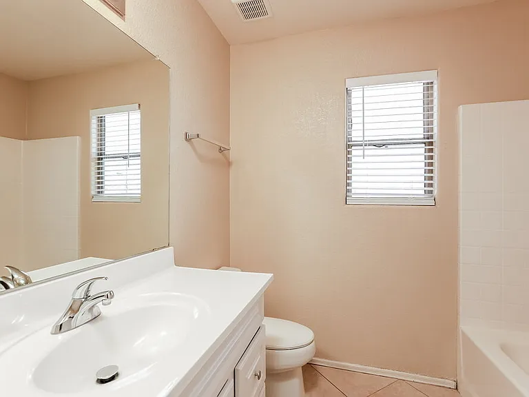 4398 W Veranda St — Photo 15