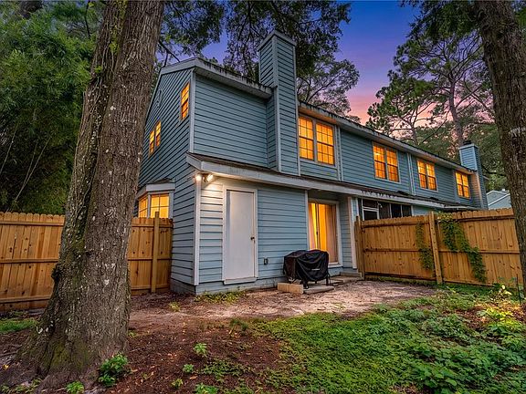2nd image of 2221 SW 73RD TERRACE