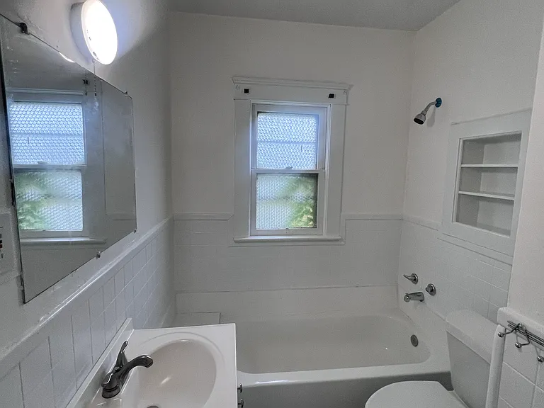 2778 E 126th St #2 — Photo 14