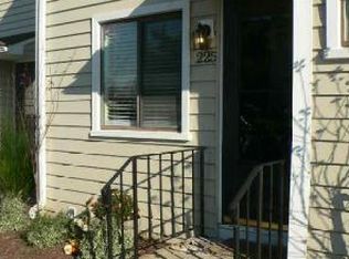 225 Monticello Dr #225, Branford, CT 06405