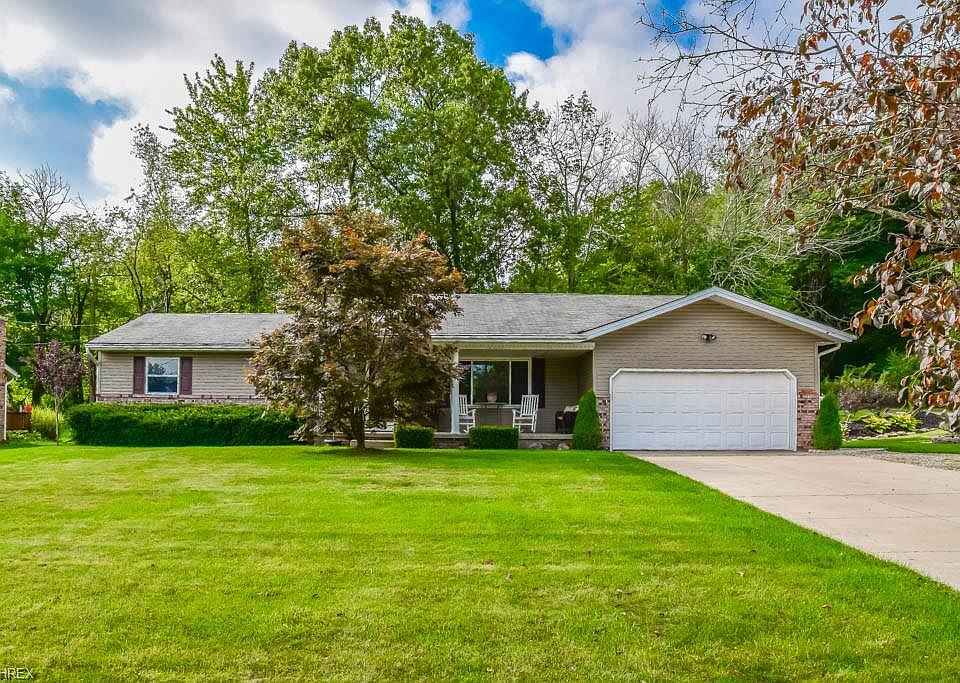 1st image of 3413 Glenbrook Dr