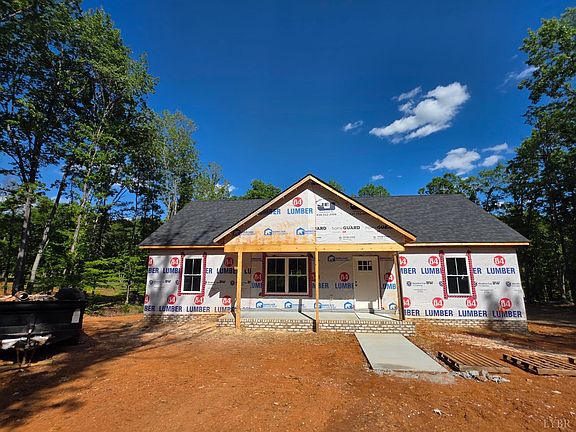 2nd image of 2060 Stonewall Rd