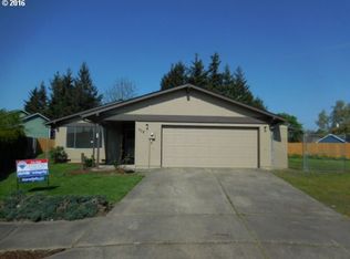 541 38th Pl, Springfield, OR 97478