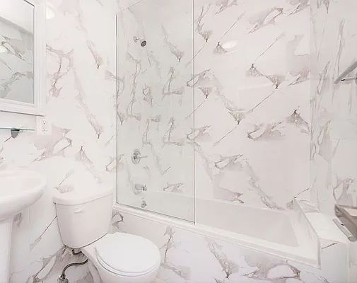 Rented by Highline Residential | media 9