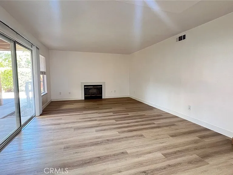 26062 Reynolds St — Photo 12