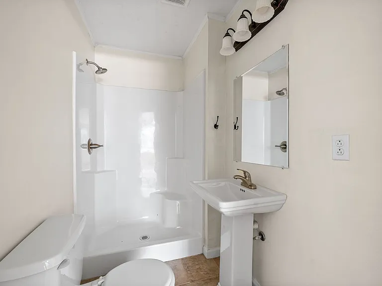 3 Garth Dr — Photo 17