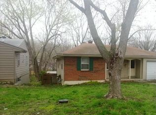 5152 N Palmer Ave, Kansas City, MO 64119