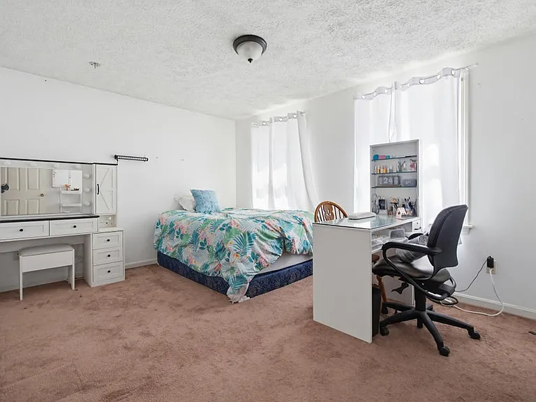 21 Dogwood Dr — Photo 15