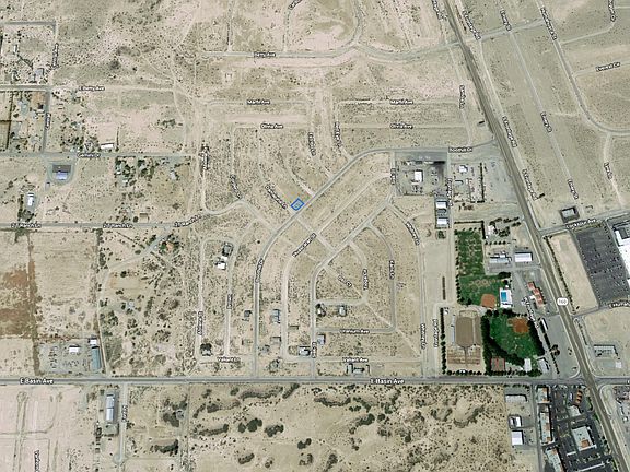 3rd image of 271 Damajuana Ln
