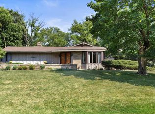 2933 Salem Crk, Racine, WI 53406