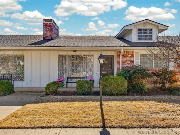 105 W 12th St, Bartlesville, OK 74003