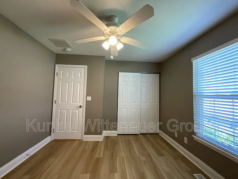 714 Wheatfield Rd — Photo 22