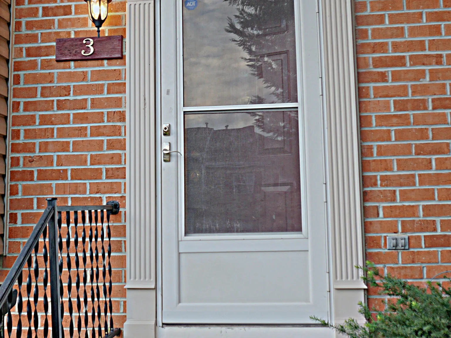 3 bed, 3.5 bath, 1730 sqft, $2,750 — Photo 2