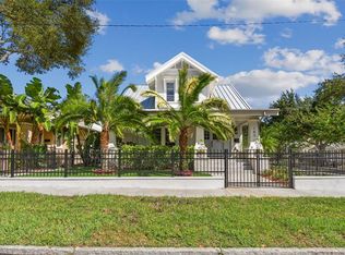 165 15th Ave NE, Saint Petersburg, FL 33704
