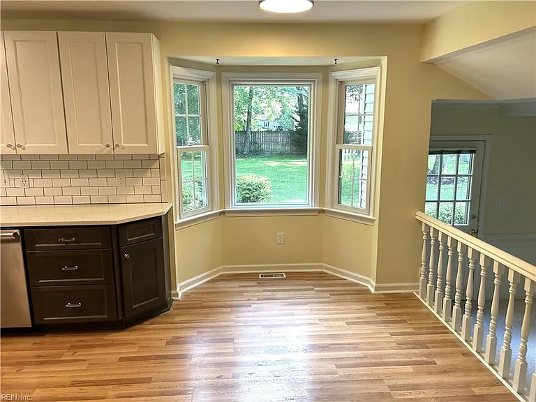 203 Kenmar Dr — Photo 10