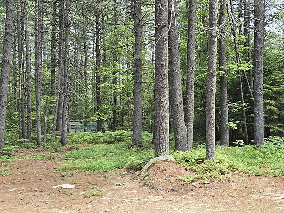 3rd image of 15 Stan's Road