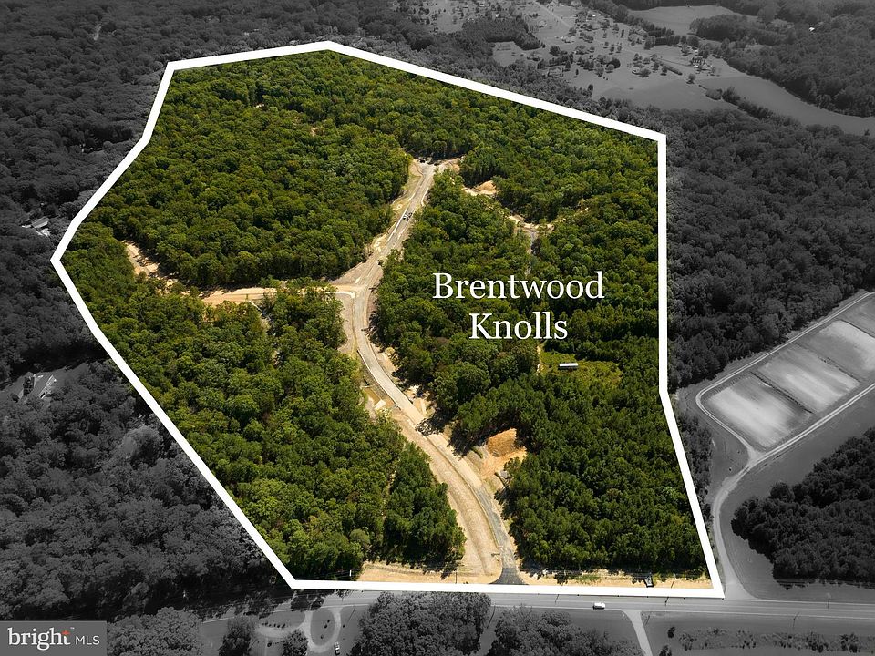 2nd image of 24725 Trailside Ln