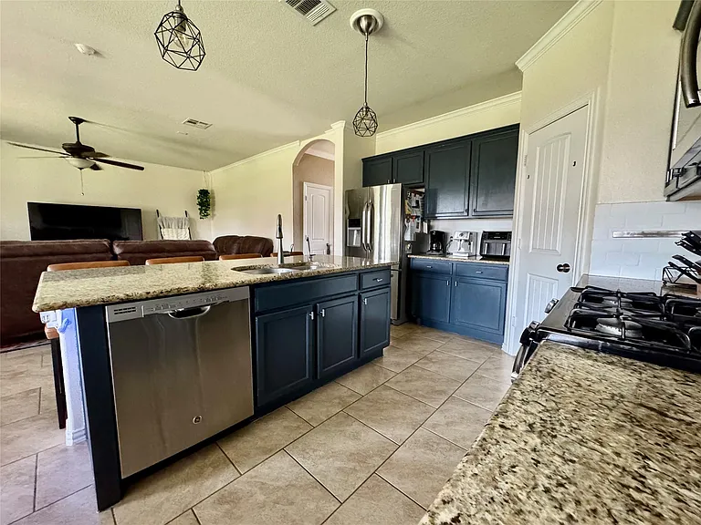 4320 Chestnut Meadows Bnd — Photo 4