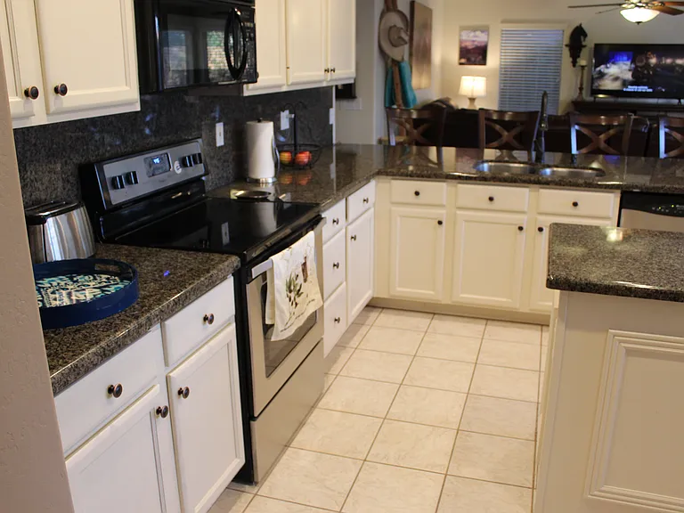 4609 E Thorn Tree Dr — Photo 12