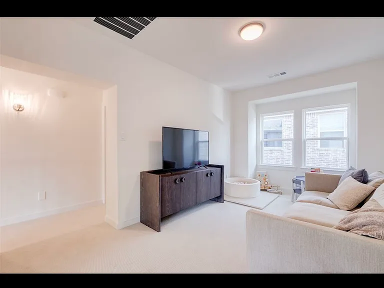 1513 Waxwing Pl — Photo 24