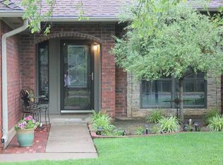 1038 NW 166th St, Edmond, OK 73012