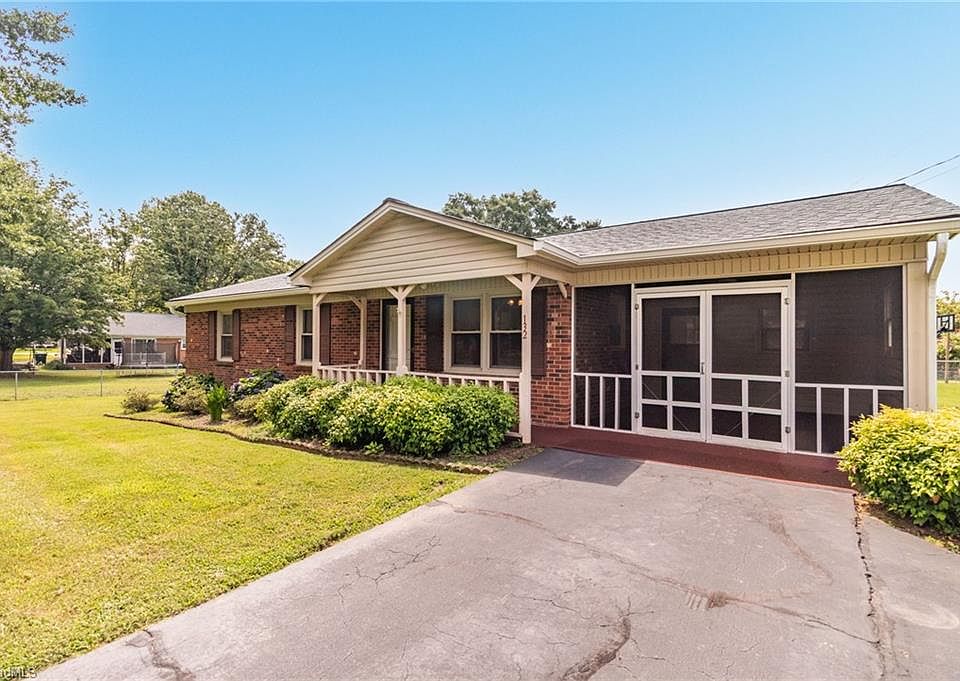 1st image of 132 Circle Loop