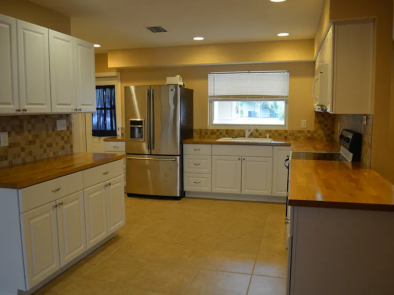 6527 Walton Way — Photo 14