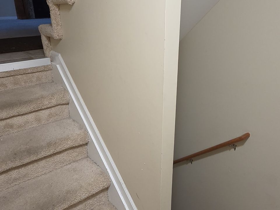 380 Huntington Ct, photo 23