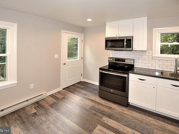 2nd image of 229 N Kent St APT 4
