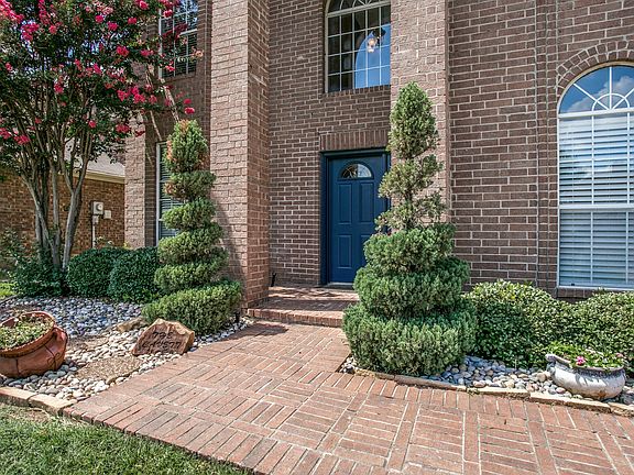 4th image of 2207 New Mill Ln