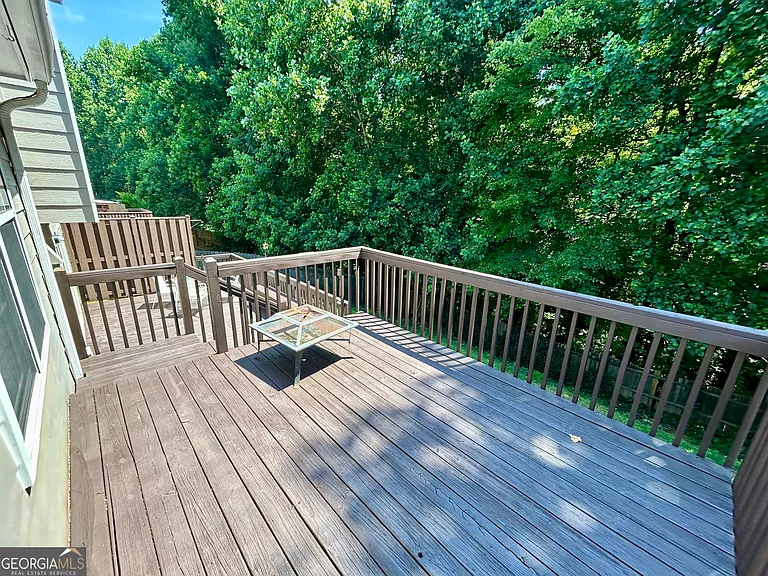 1061 Athena Ct — Photo 20