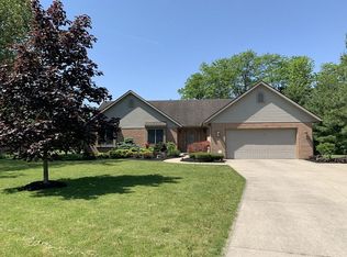 1534 Riverview Dr, Lima, OH 45805