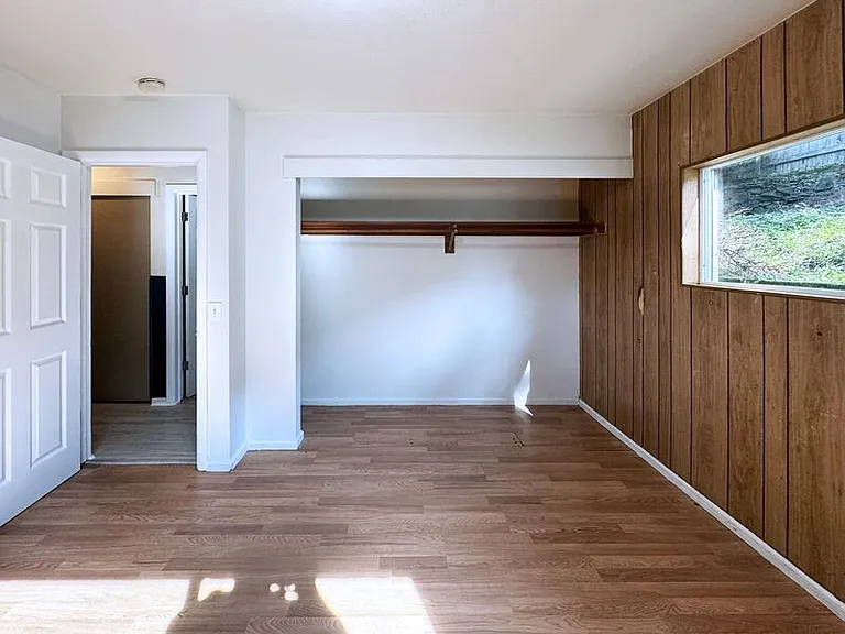 1180 E 37th Ave — Photo 52
