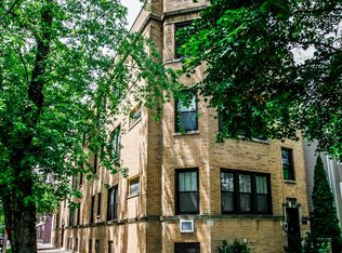 1540 W Waveland Ave #1, Chicago, IL 60613