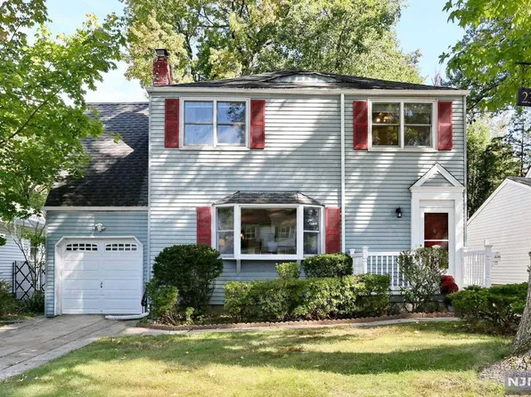 236 Spring Valley Ave, Hackensack, NJ 07601