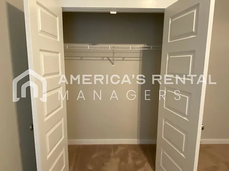 225 Avalon Way — Photo 16