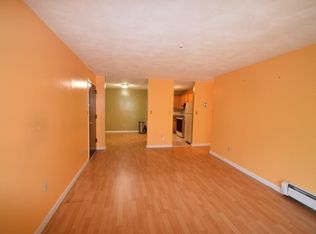 59 Highland Glen Dr APT 301, Randolph, MA 02368
