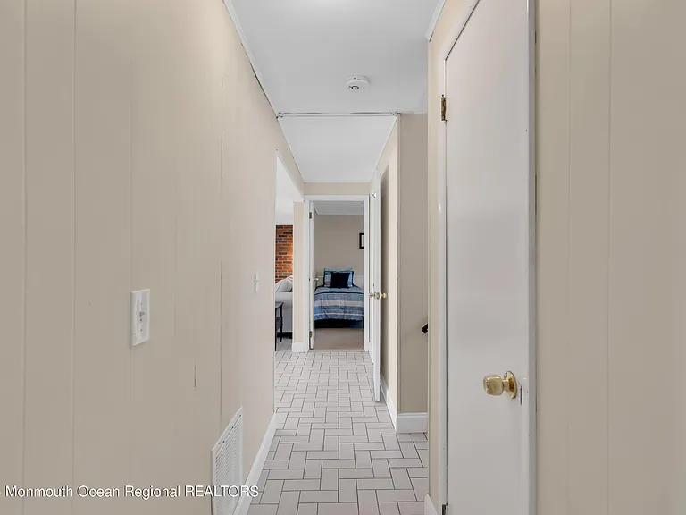 415 15th Ave — Photo 36
