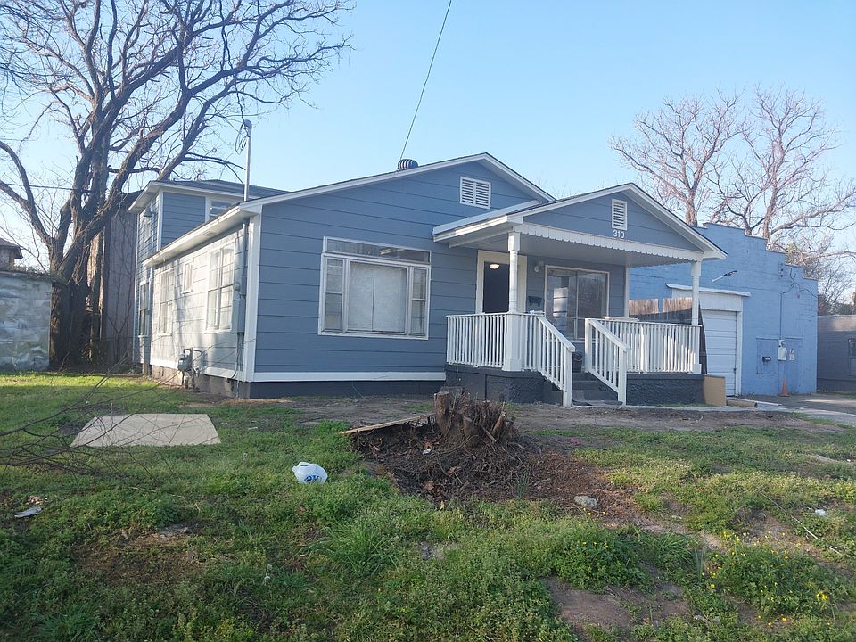 1st image of 310 E 13th St