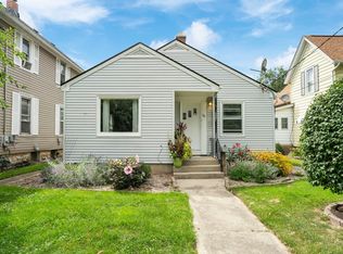 721 Sexton St, Aurora, IL 60505