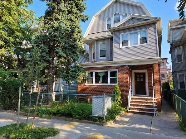 418 Avenue C, Brooklyn, NY 11218