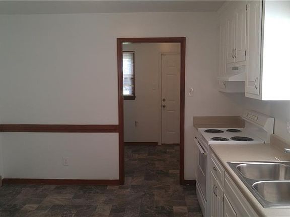 5th image of 802 Ratcliffe Ave