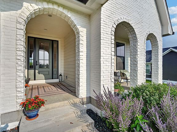 3rd image of 407 N 36th St