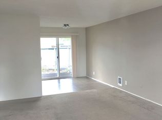 6217 SE Fern Ave, Portland, OR 97206