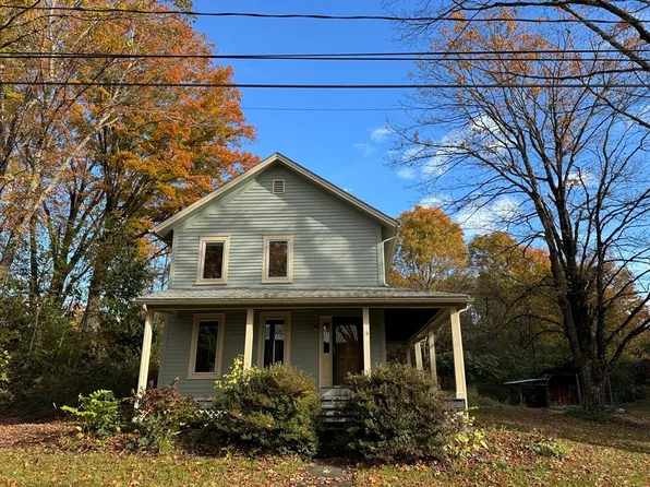 16 Old Sunderland Rd, Montague, MA 01351