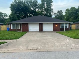 1343 E Fairlane St #1343, Fayetteville, AR 72701