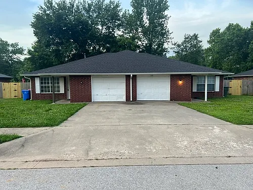 1343 E Fairlane St #1343 Photo 1