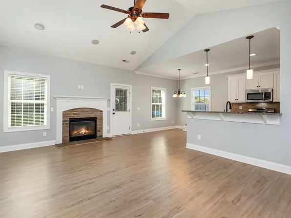 540 Greystone Rd, Charlotte, NC 28209