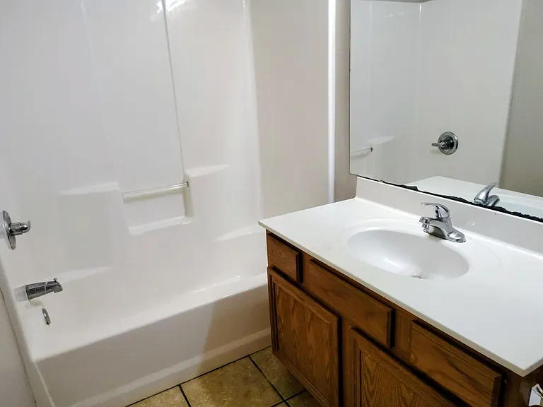 526 N Dover Ave — Photo 14