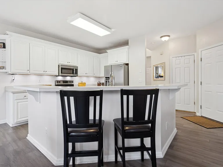 23140 Harbor Towne Dr — Photo 9